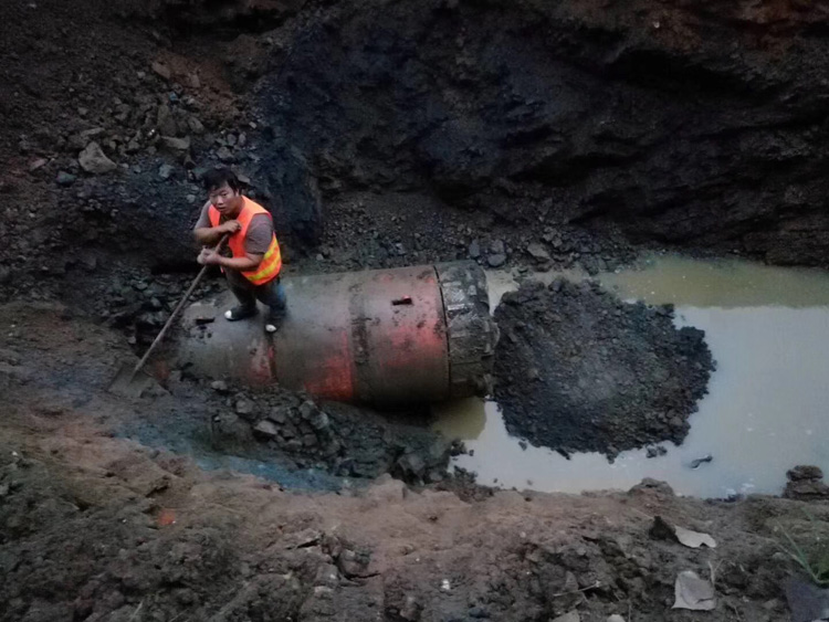 5081569302044844.jpg 02.jpg